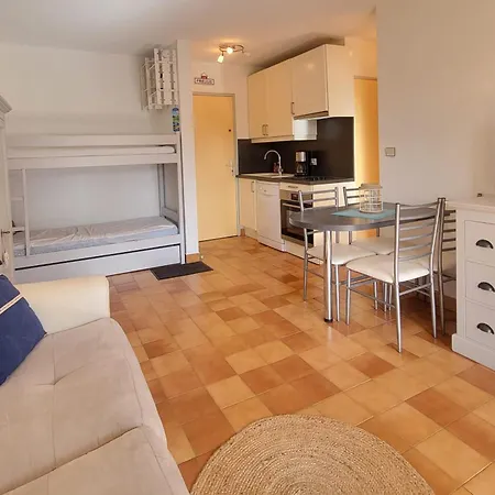 Apartment Cosy Family Cocoon With Beautiful Loggia